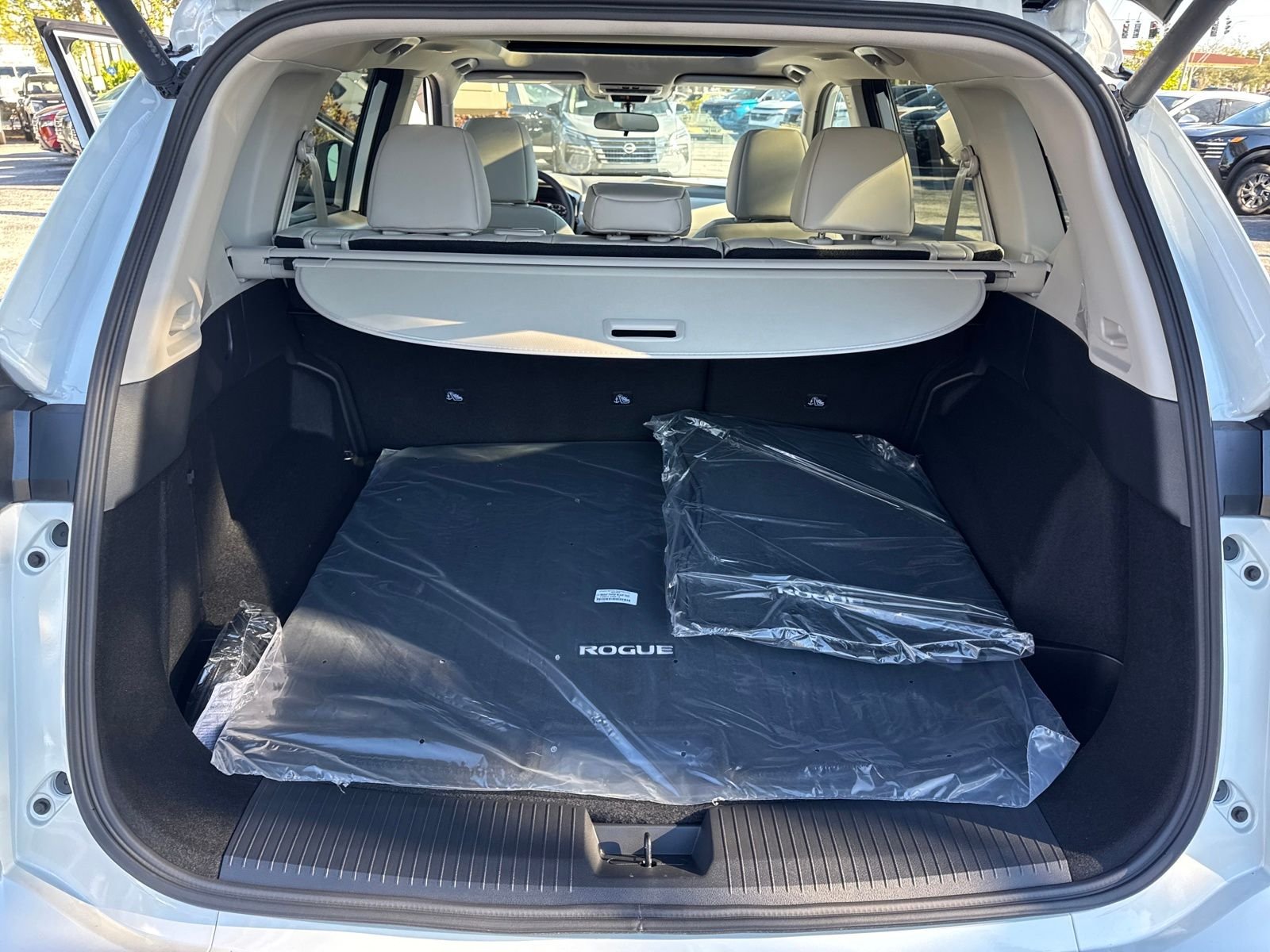 New 2026 Nissan Rogue Dark Armor 4D Sport Utility