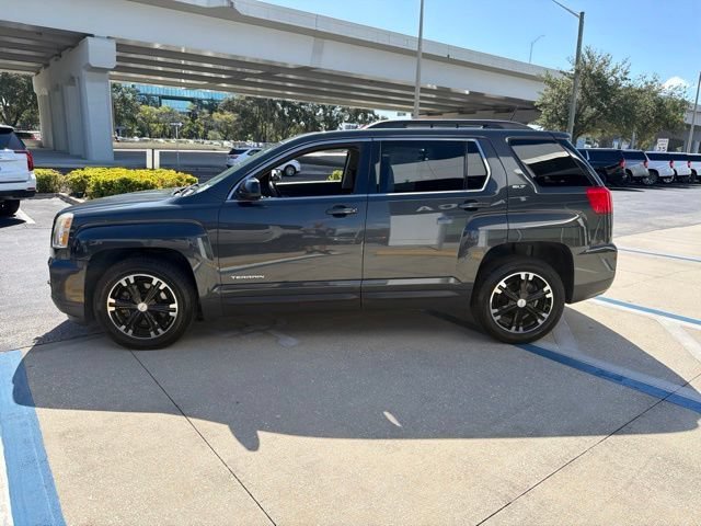 Used 2017 GRAPHITE GRAY METALLIC GMC SLT image 4