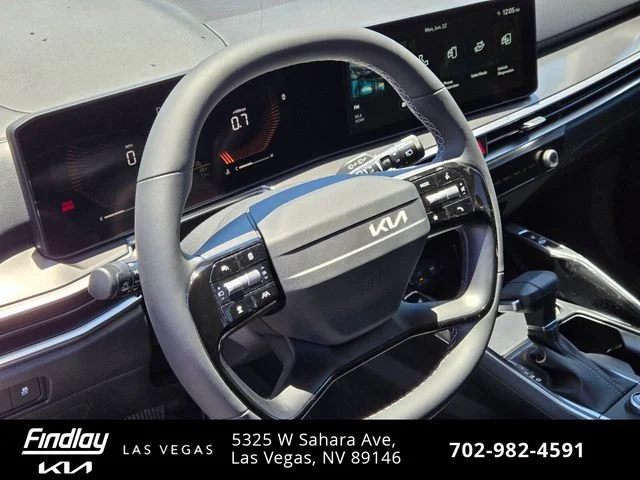 New 2026 White Kia S image 18