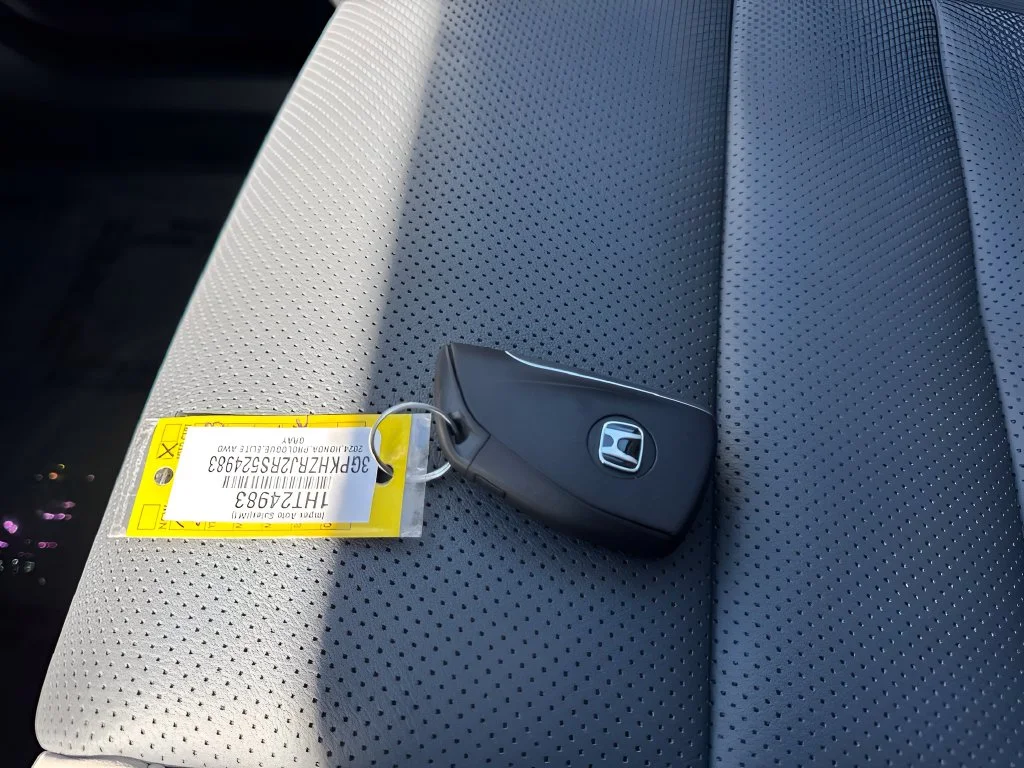 Used 2024 Gray Honda Elite image 28