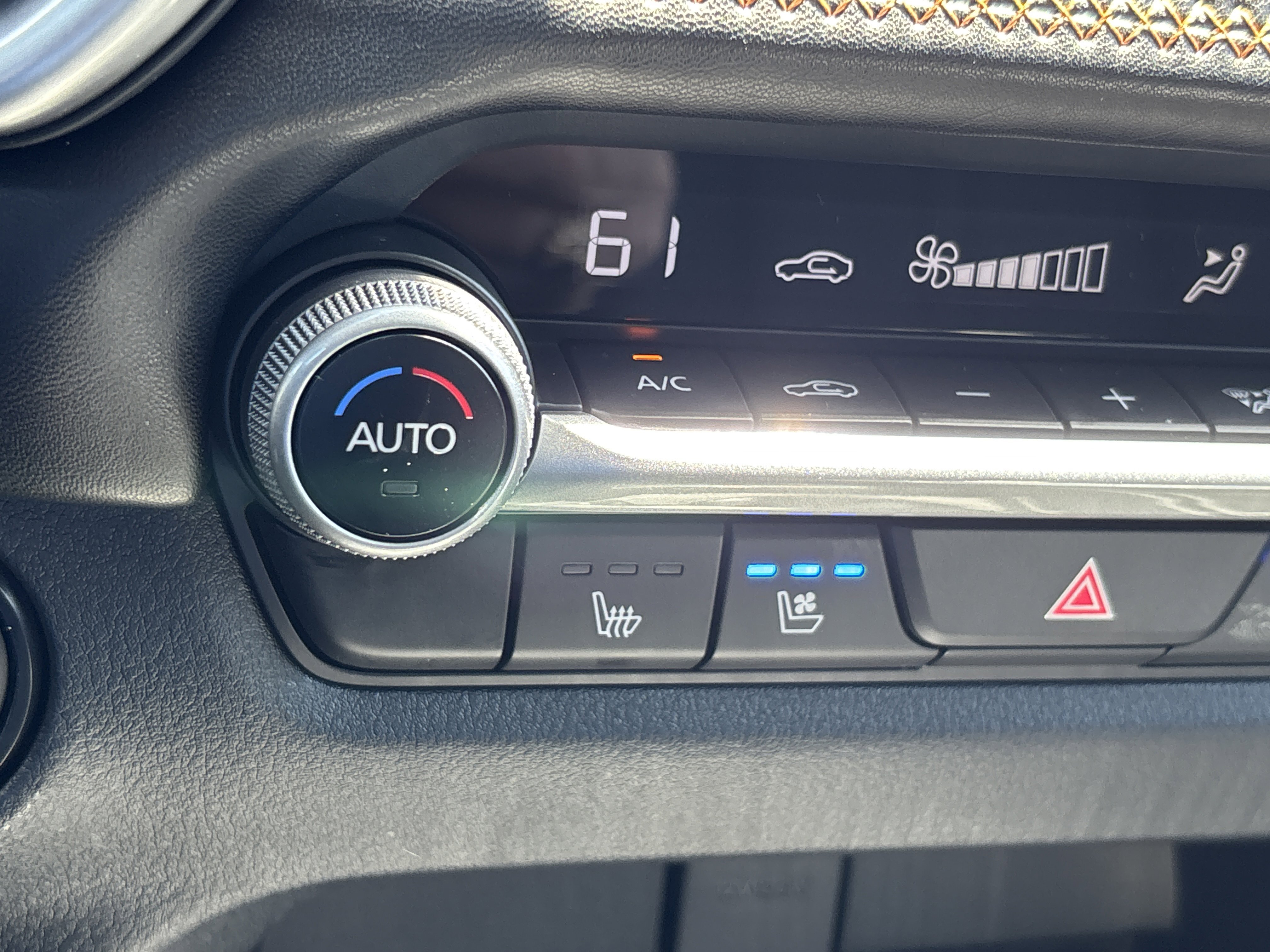 New 2026 Wind Chill Pearl Mazda 2.5 S Premium AWD image 35