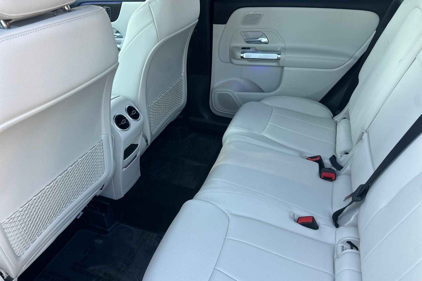 New 2026 Black Mercedes-Benz GLB 250 image 12