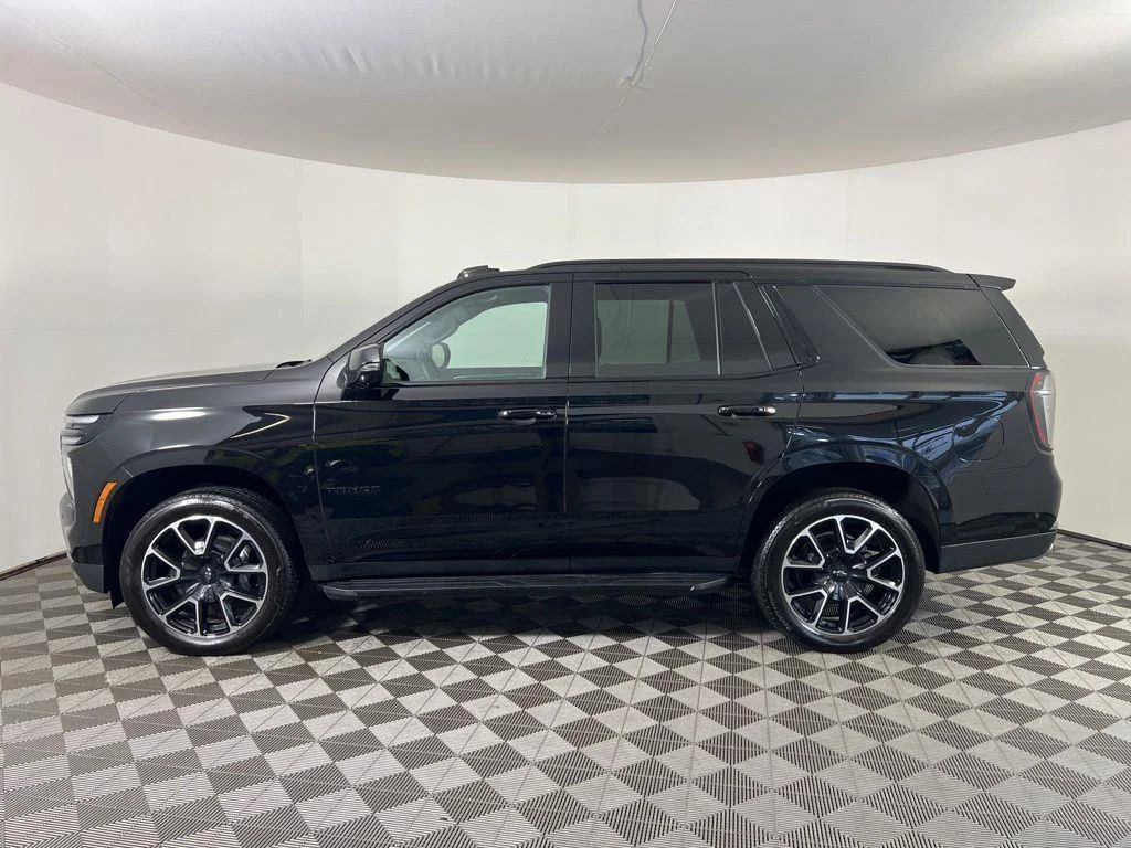 Used 2025 Black Chevrolet RST image 33
