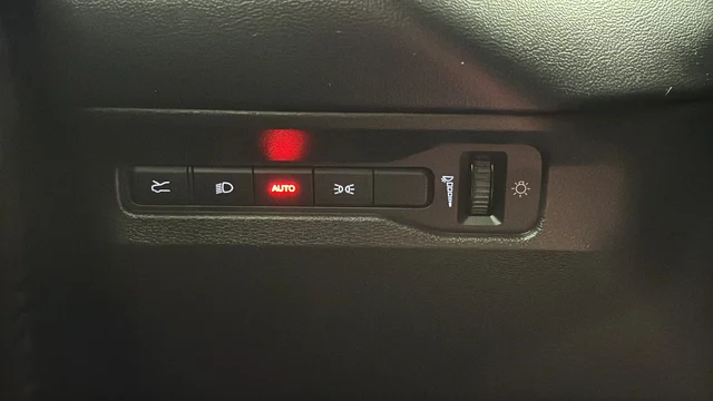 Used 2025 Diamond Black Dodge R/T Scat Pack image 31