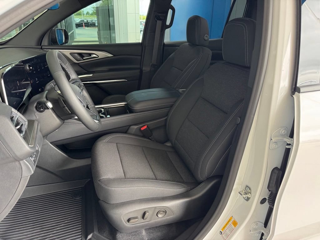 2026 Chevrolet Traverse LT - Photo 17