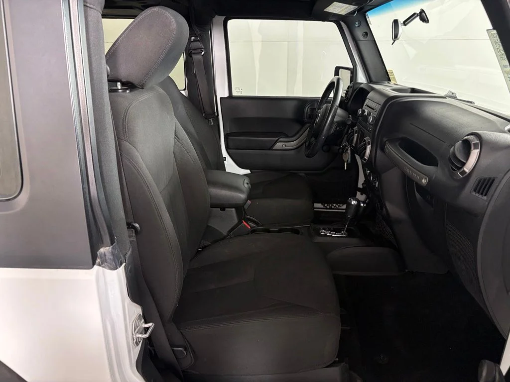 Used 2017 White Jeep Sport image 35