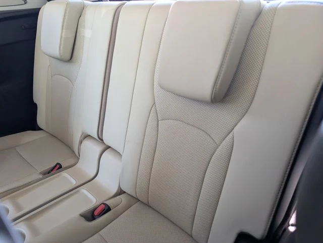 Used 2019 White Pearl Lexus 350L image 11