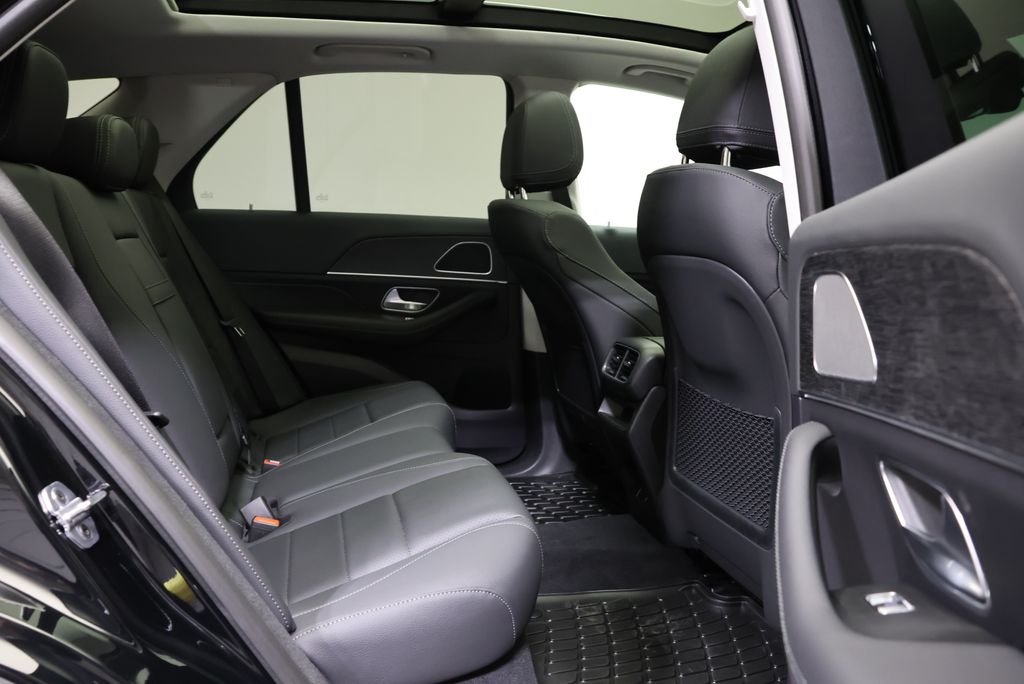 Certified Used 2026 Black Mercedes-Benz GLE 350 image 54