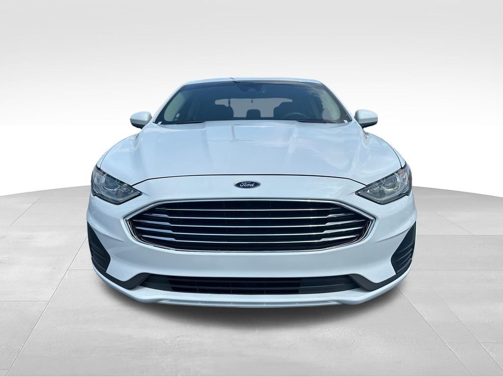 Used 2020 White Ford SE image 8