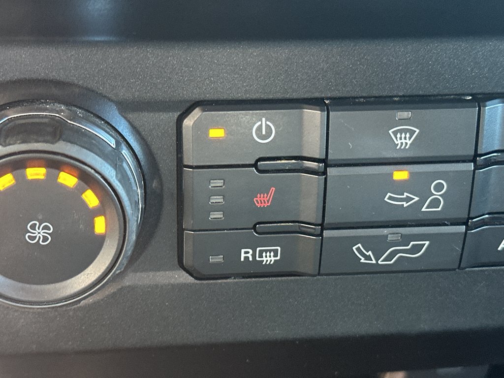 Used 2020 Rapid Red Metallic Tinted Clearcoat Ford XLT image 17