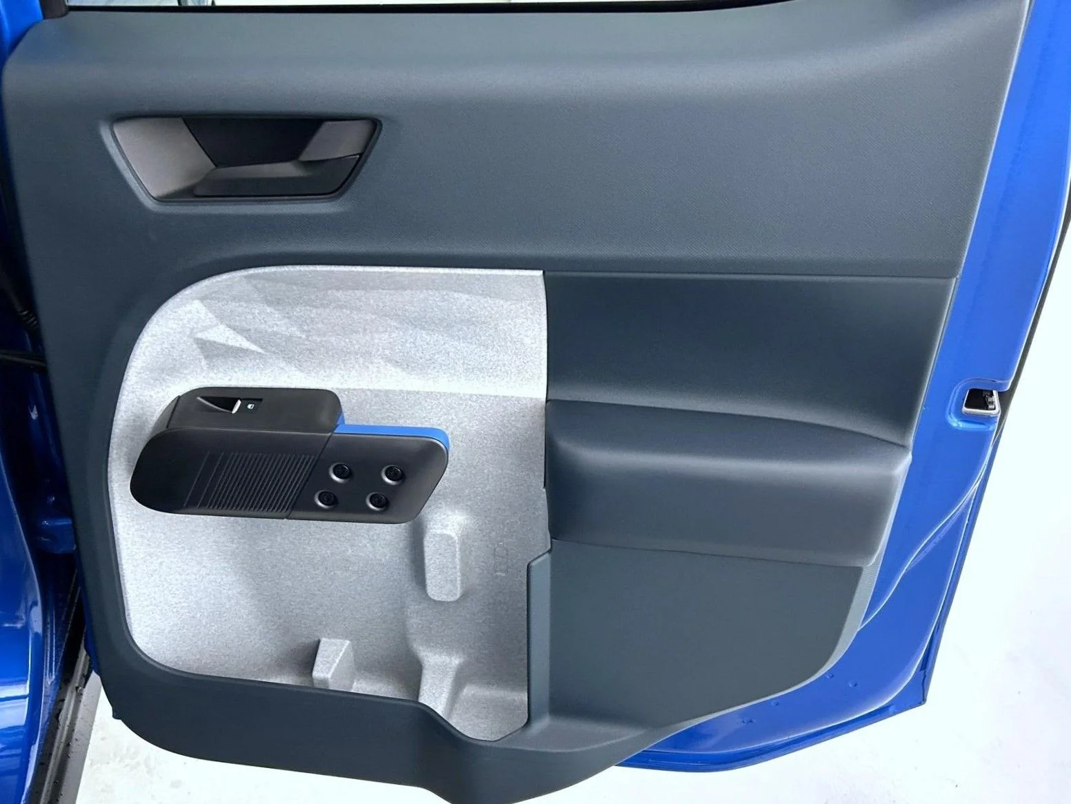 New 2026 Blue Ford XLT image 17