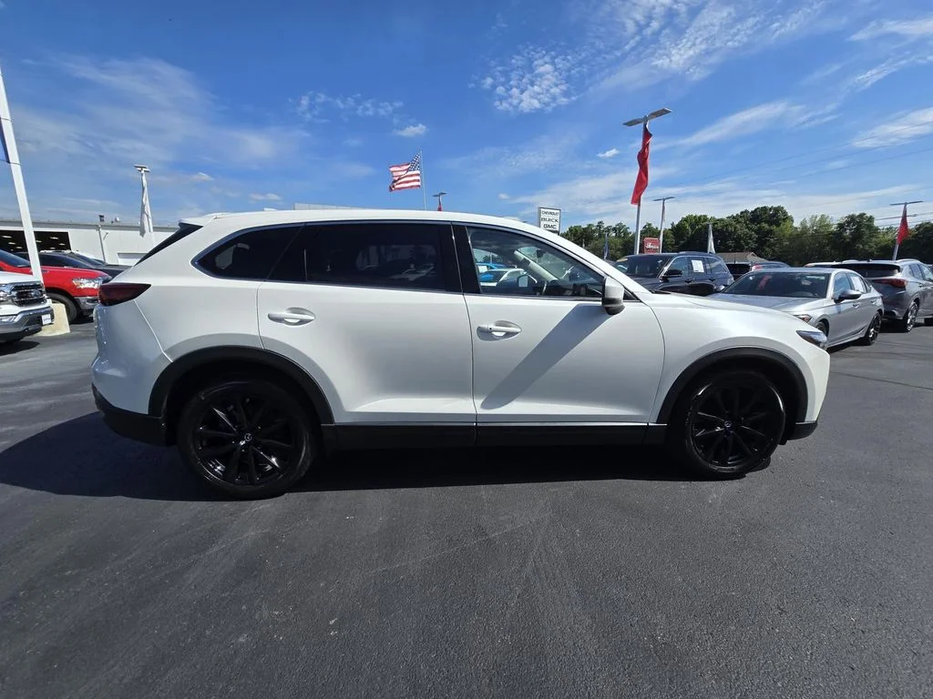 Used 2023 Snowflake White Pearl Mica Mazda Touring Plus image 4