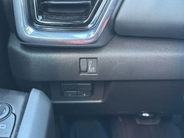 New 2026 Onyx Black GMC Elevation image 29