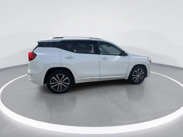 Used 2020 White GMC Denali image 9