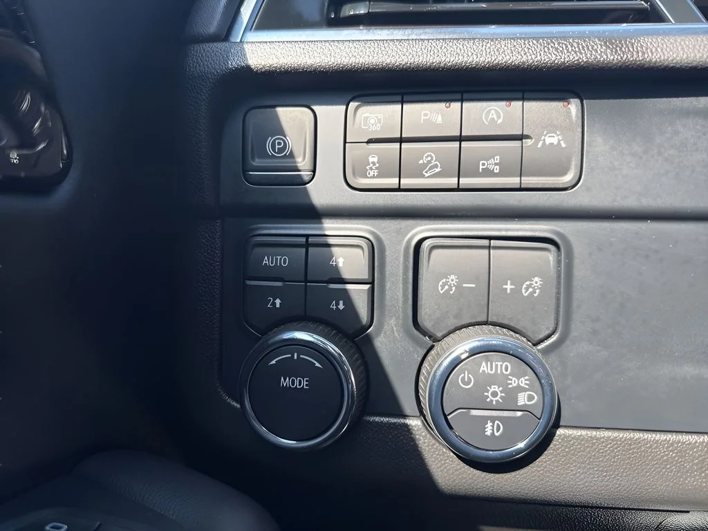 Used 2025 Beige Chevrolet Z71 image 25
