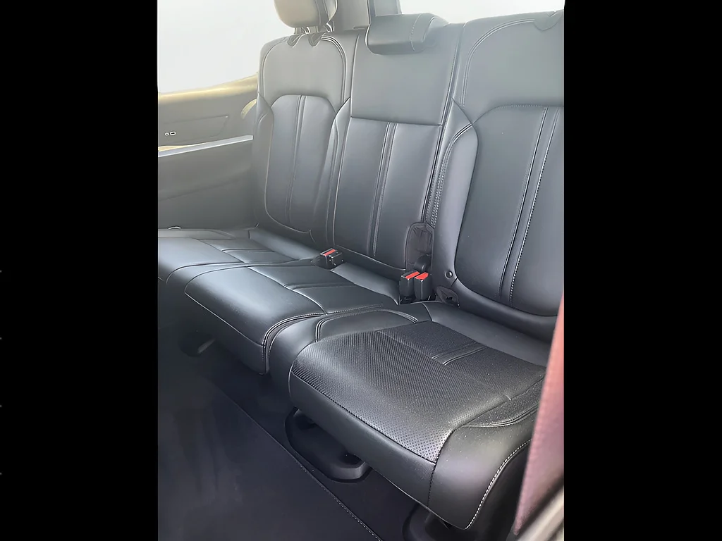 Used 2024 Velvet Red Pearl Coat Jeep Base image 10