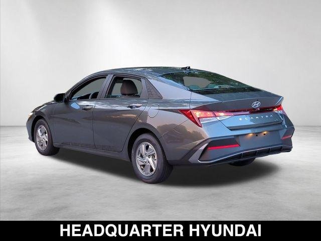 New 2026 Gray Hyundai SE image 6