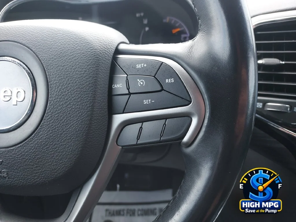 Used 2020 Gray Jeep Altitude image 18