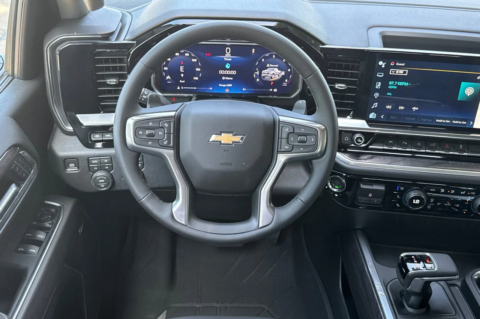 2026 Chevrolet Silverado 1500 LTZ - Photo 13