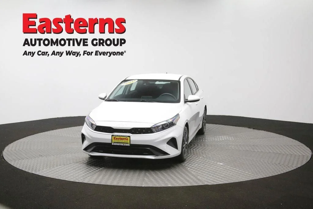 Used 2023 White Kia LXS image 54