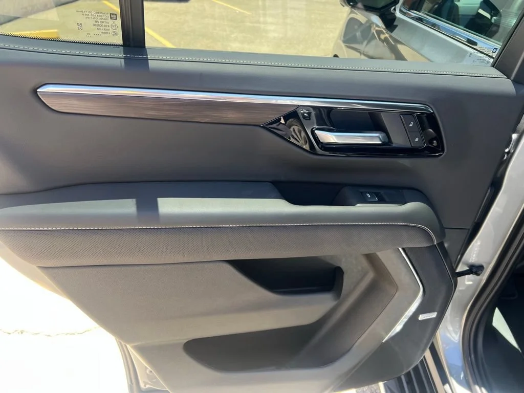 New 2026 Sterling Gray Metallic Chevrolet Premier image 19