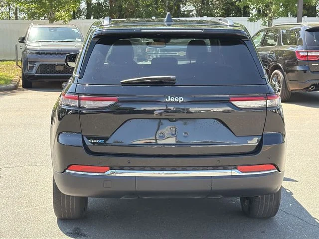 Used 2023 Black Jeep 4xe image 12