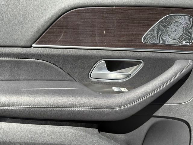 Used 2021 Silver Mercedes-Benz GLE 350 image 26