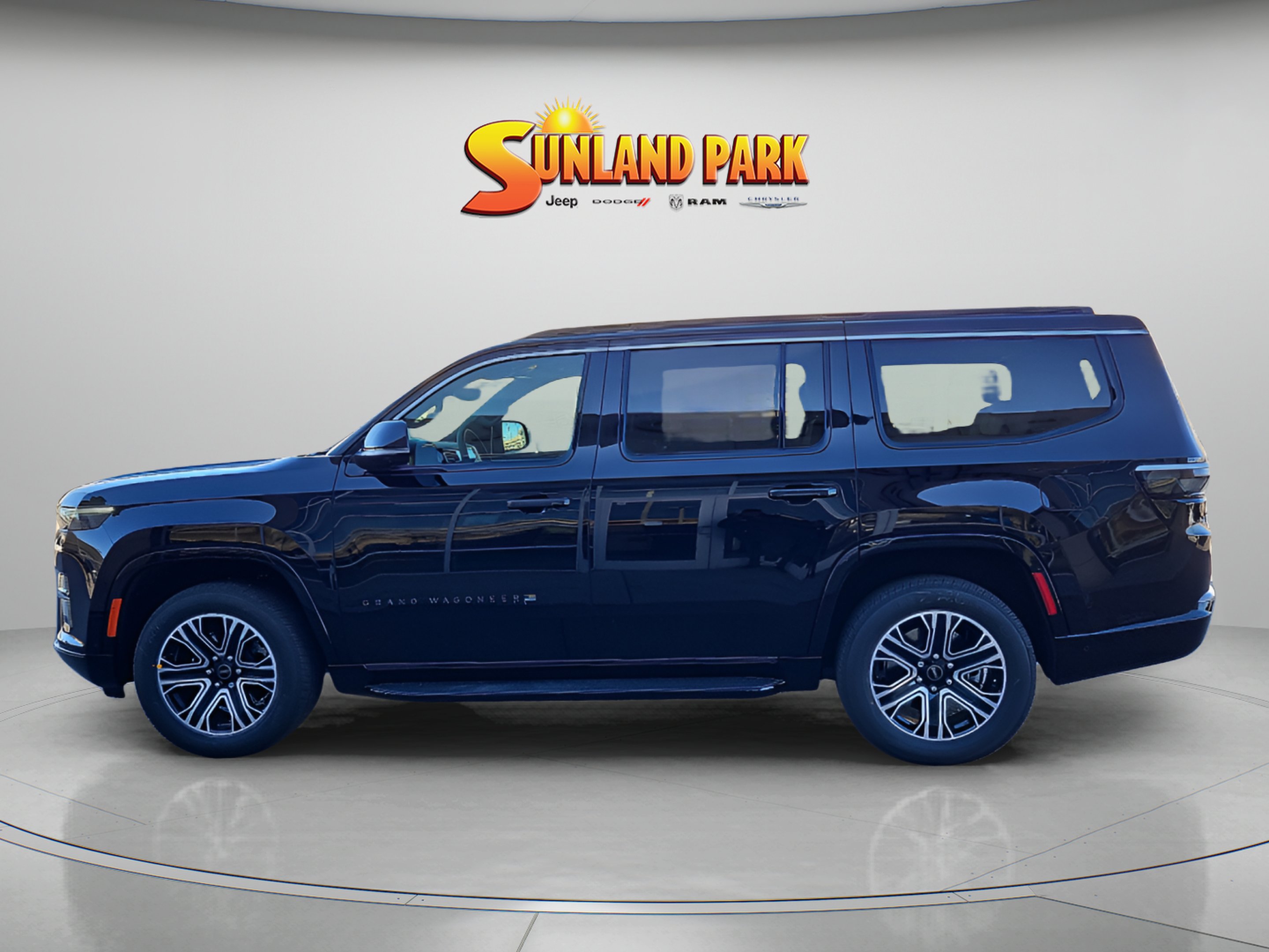 New 2026 High Gloss Black Exterior Paint Jeep  image 3