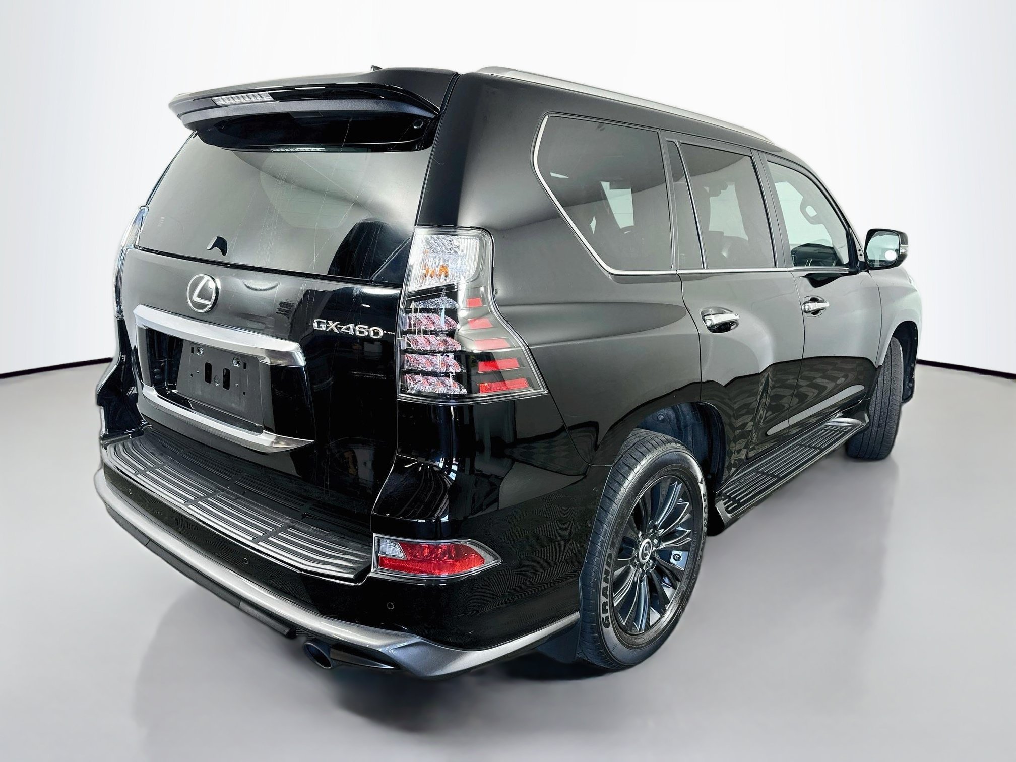 Certified Used 2023 Onyx Black Lexus 460 Luxury image 7