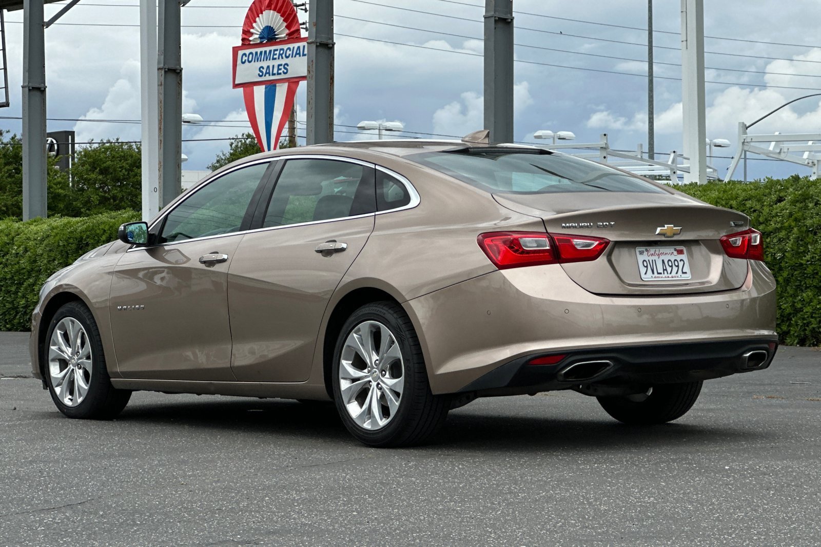 Used 2018 Sandy Ridge Metallic Chevrolet Premier image 6