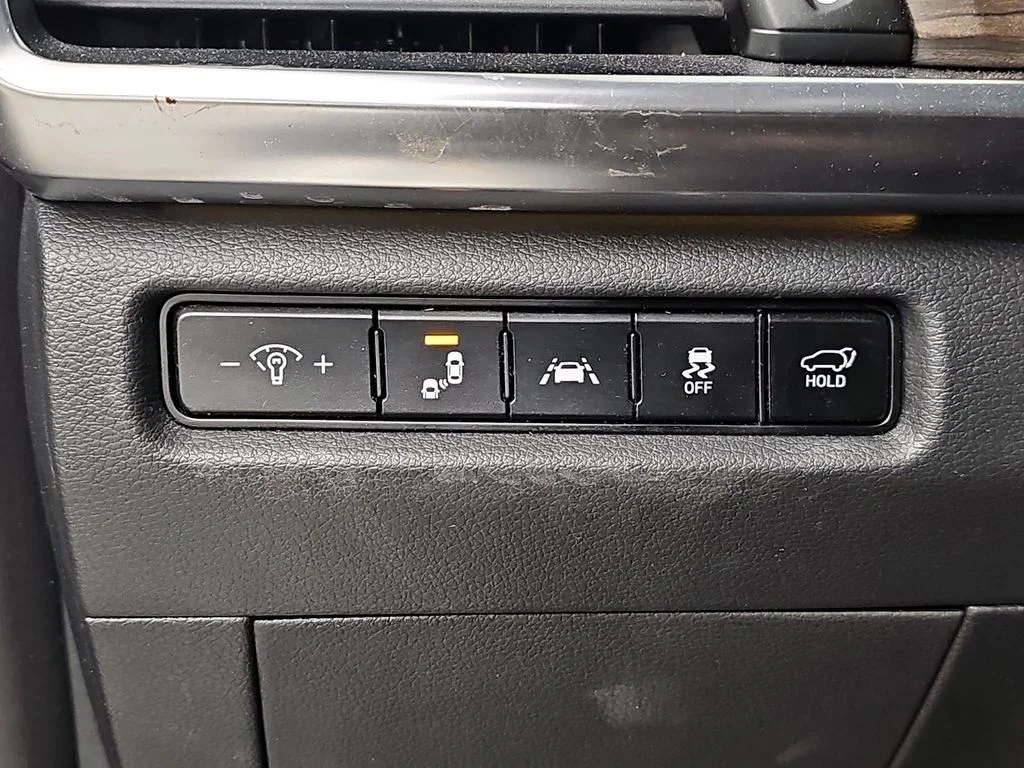 Used 2021 Silver Kia SX image 26