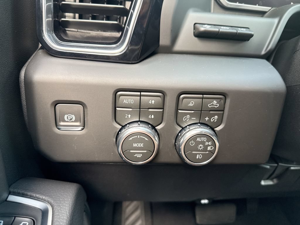 2026 GMC Sierra 2500HD Denali - Photo 18