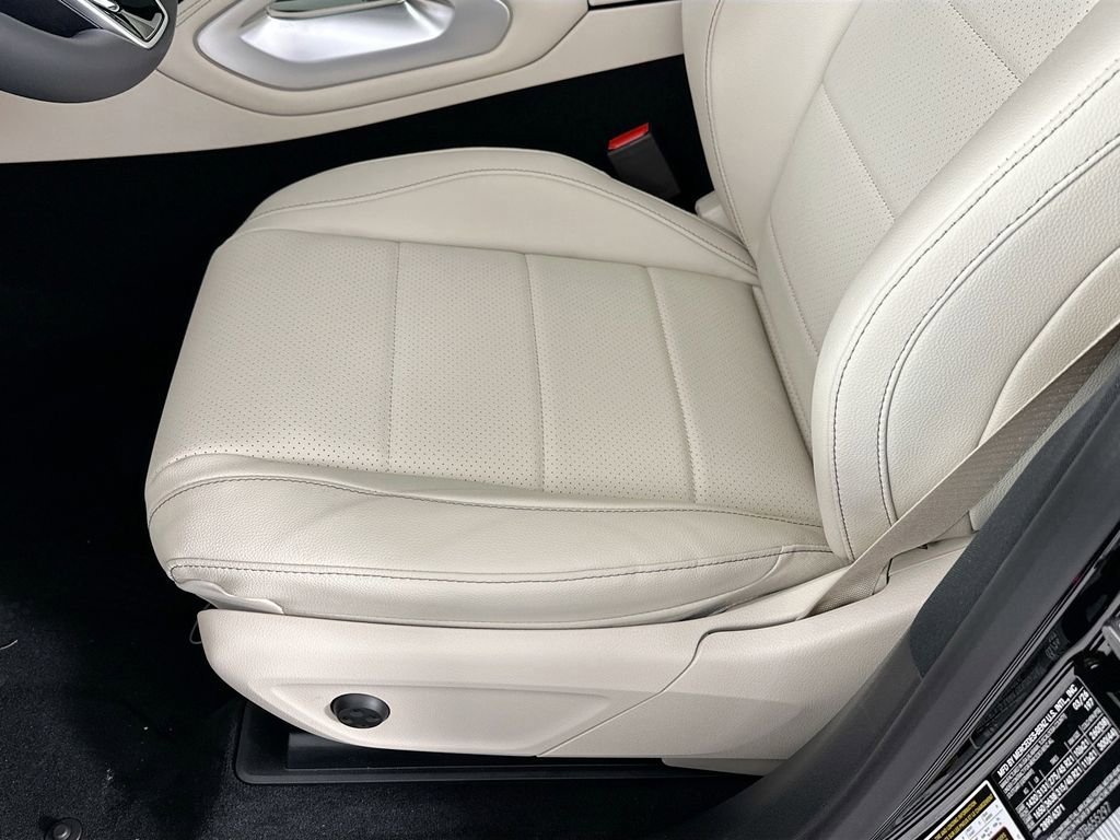 New 2026 Obsidian Black Metallic Mercedes-Benz GLE 350 image 54