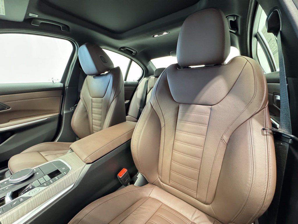 New 2026 White BMW 330i xDrive image 18