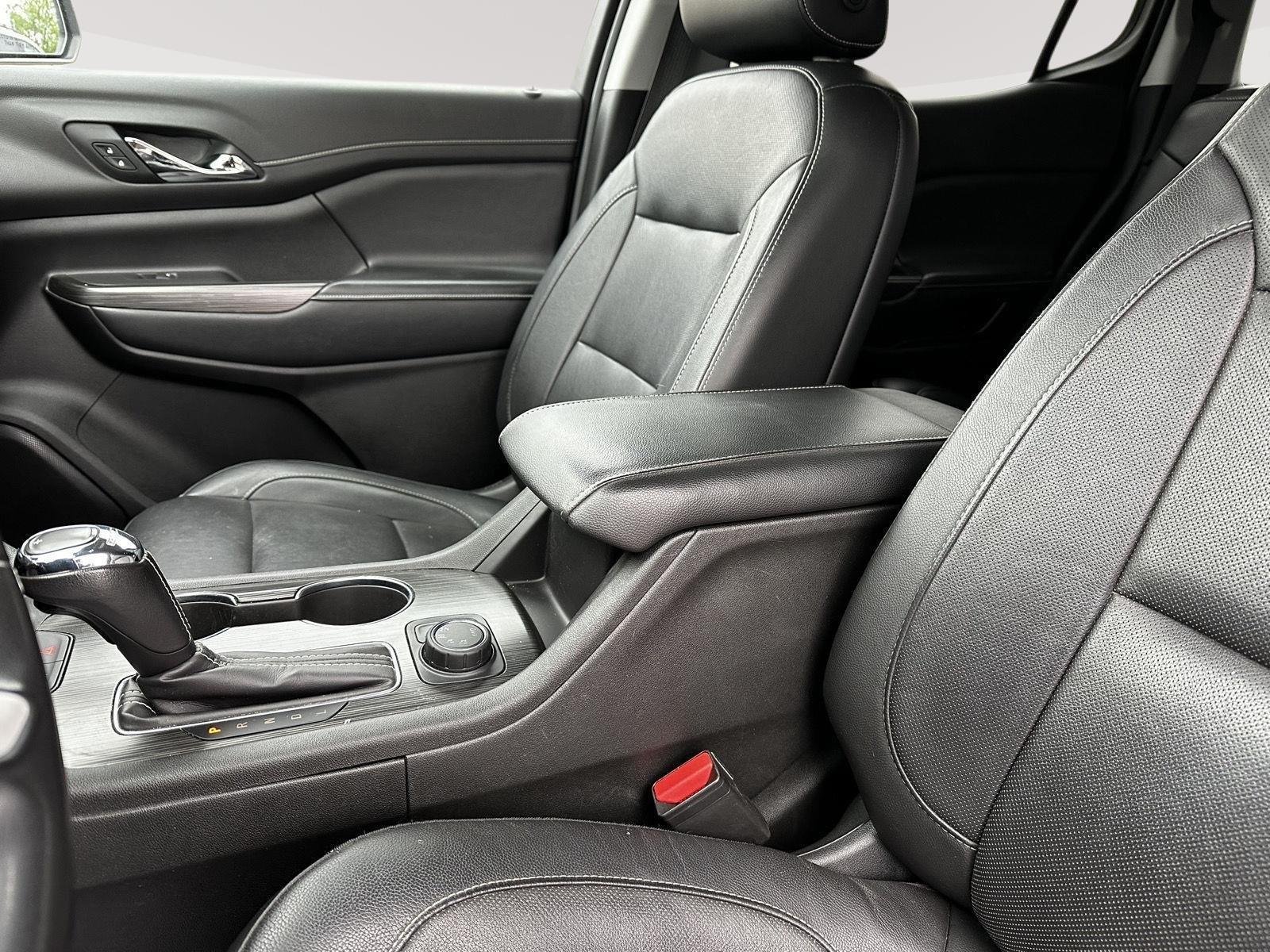 Used 2019 Quicksilver Metallic GMC SLT image 18
