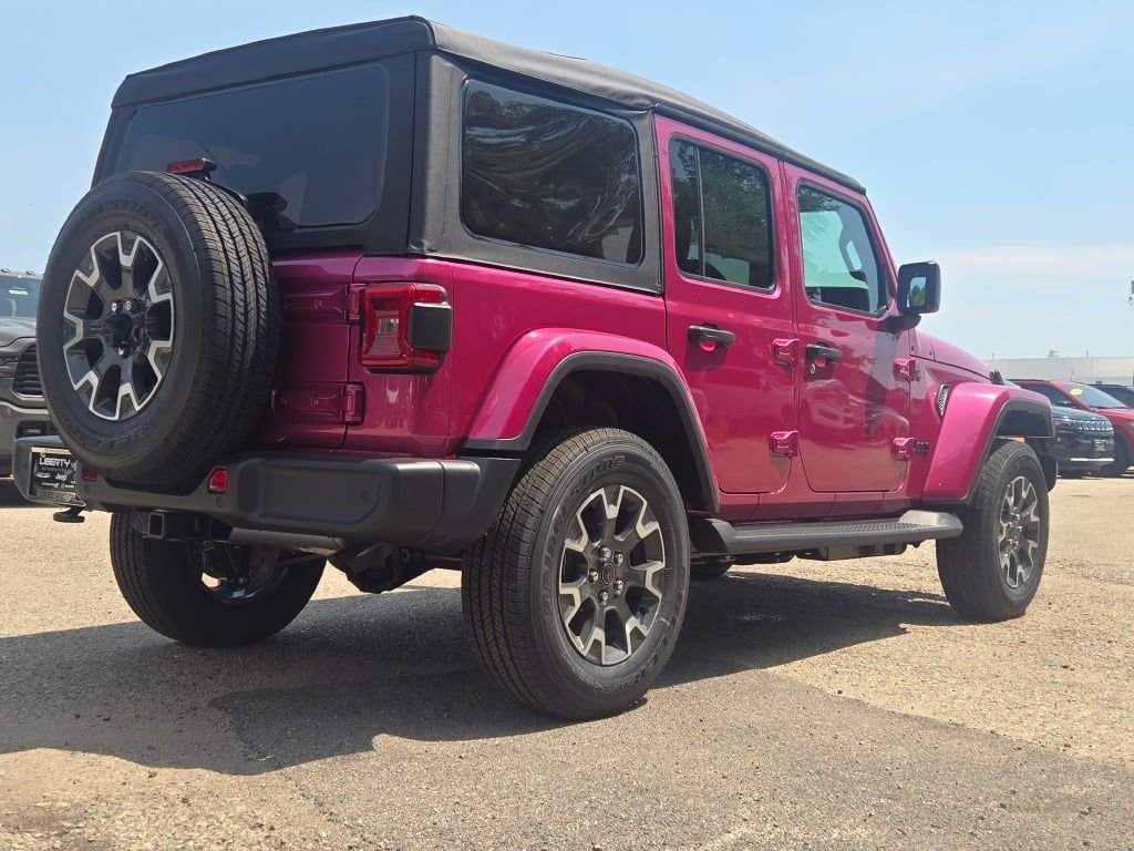 New 2026 Tuscadero Pearl-Coat Exterior Paint Jeep Sahara image 12