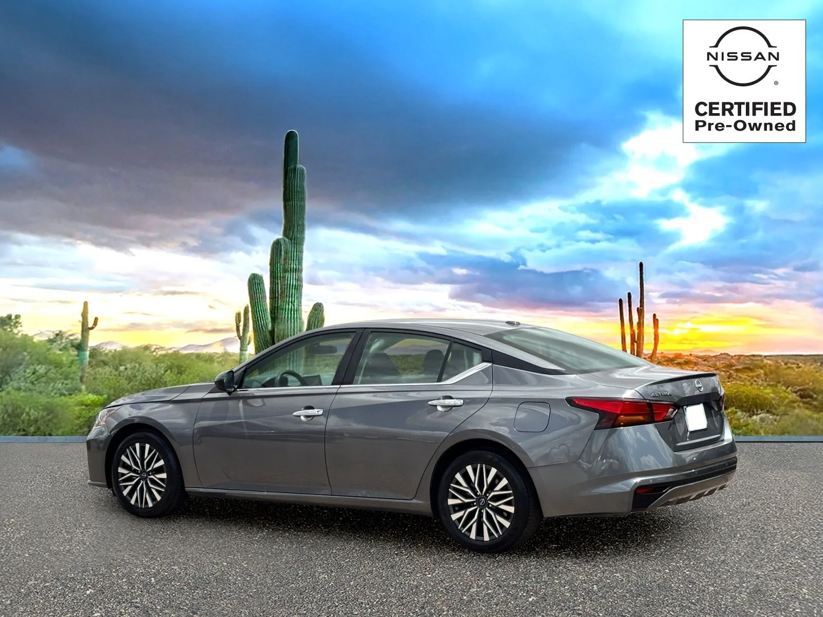 Used 2025 Gun Metallic Nissan 2.5 SV image 3