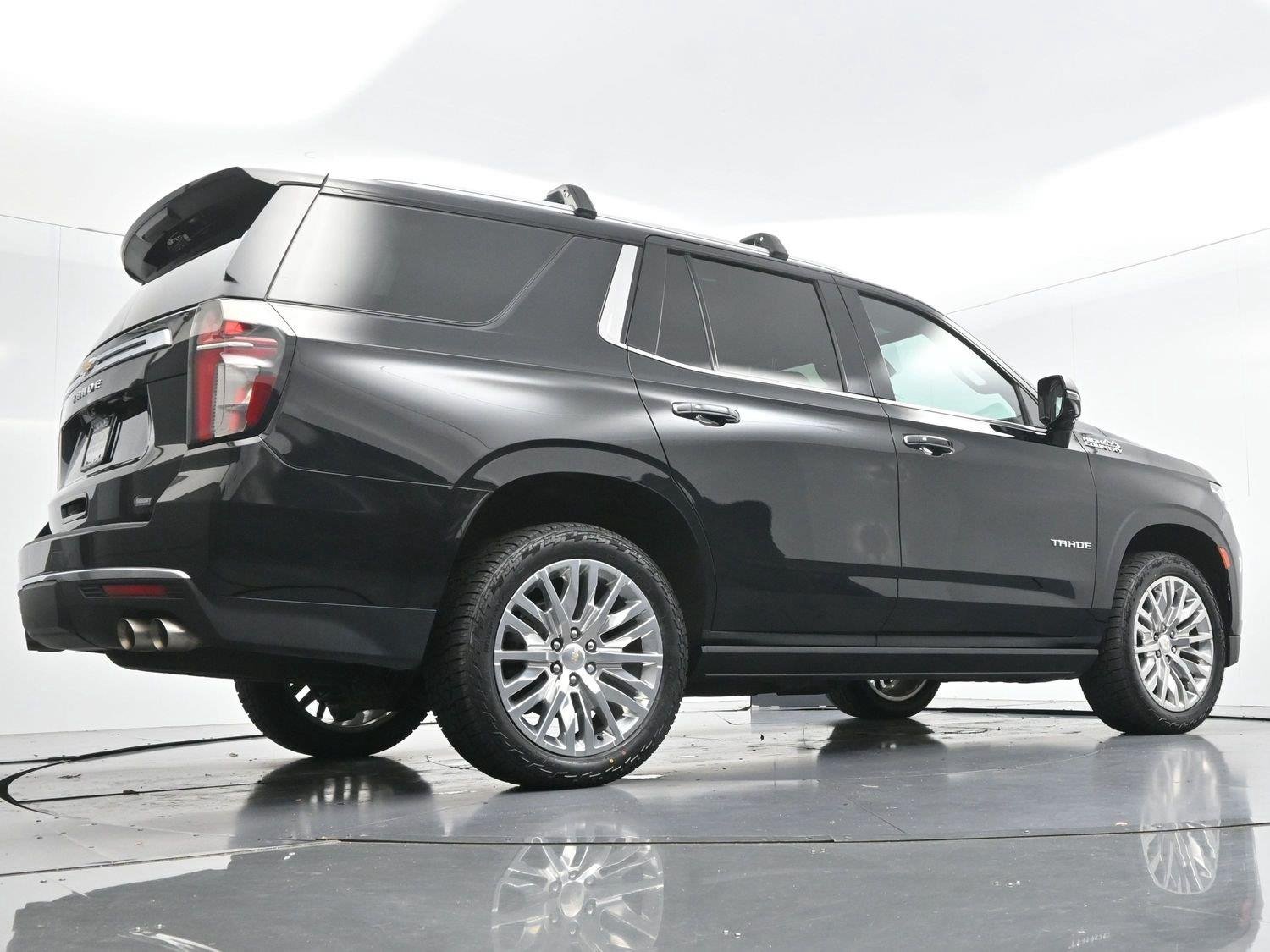 Used 2023 Black Chevrolet High Country image 54