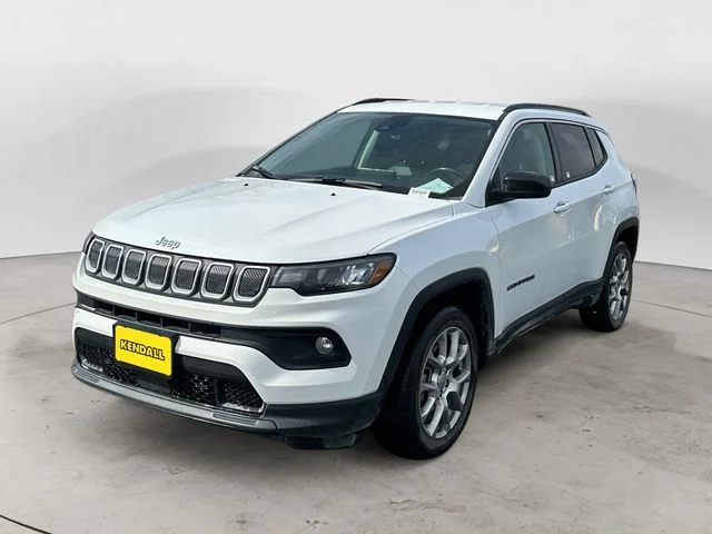 2022 Jeep Compass Latitude Lux