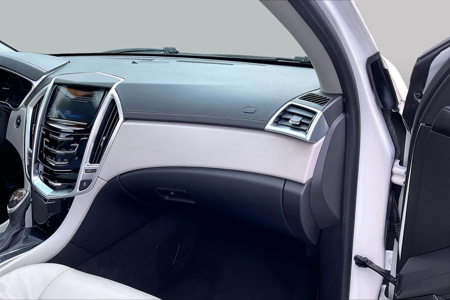 Used 2016 Platinum Ice Tricoat Cadillac Luxury Collection image 18