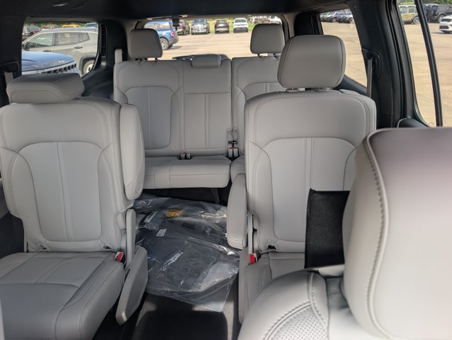 New 2026 High Gloss Black Exterior Paint Jeep Limited Altitude image 22