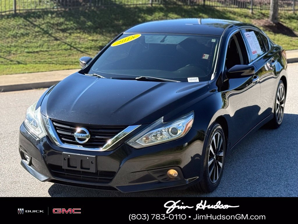Used 2018 Black Nissan 2.5 SV image 9