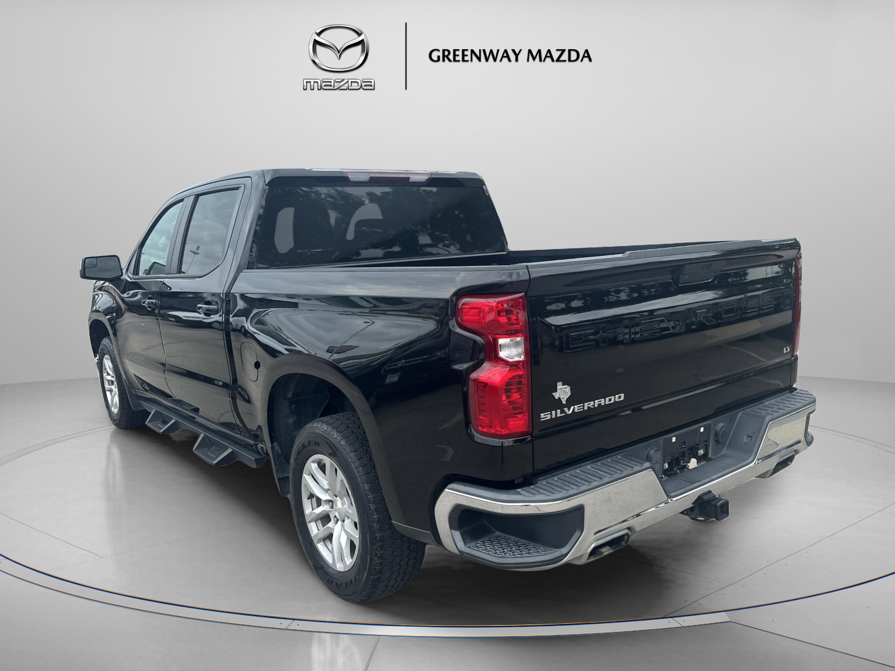 Used 2021 Black Chevrolet LT image 5