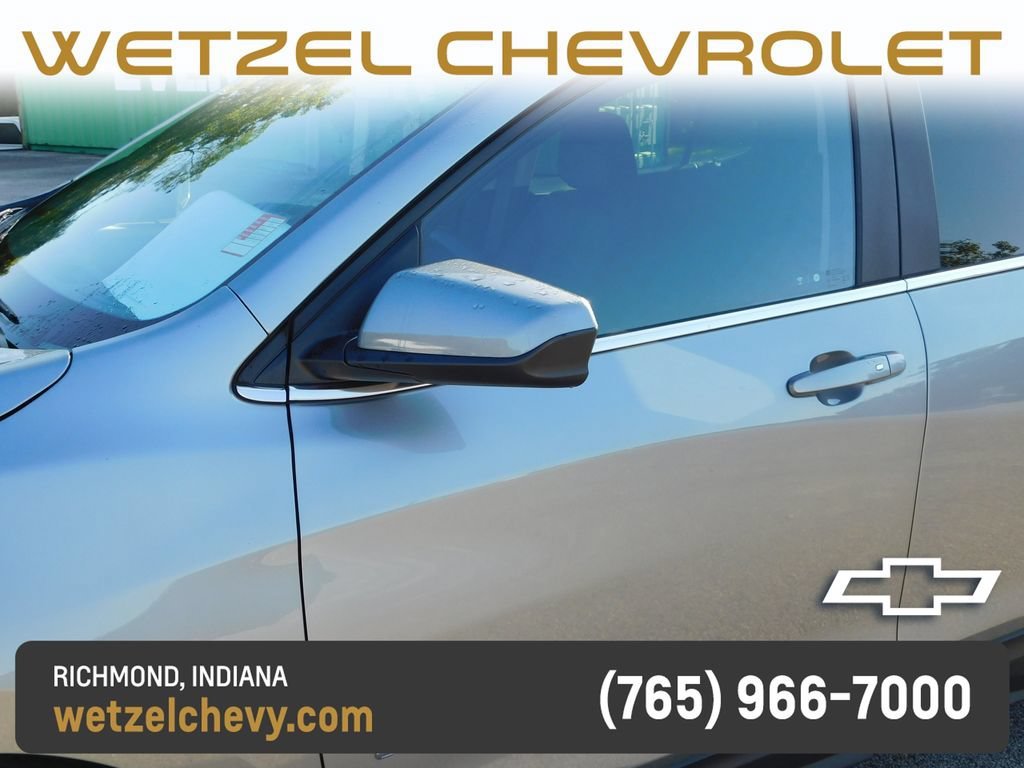 2023 Chevrolet Equinox LT - Photo 11