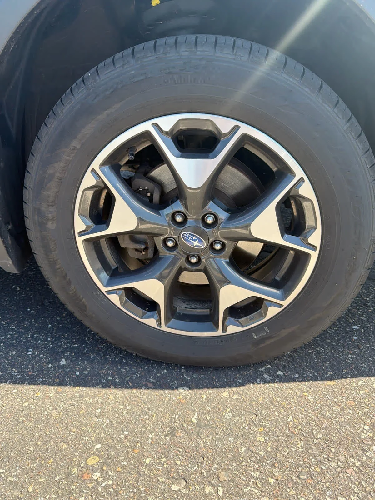 Used 2019 Crystal White Pearl Subaru Premium image 4
