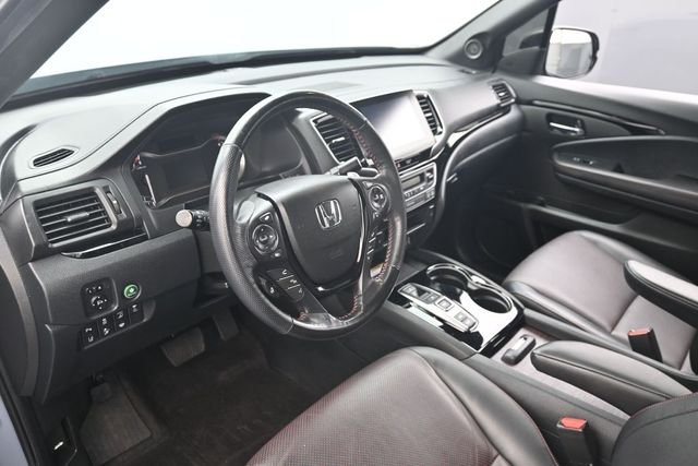 Used 2023  Honda Black Edition image 12