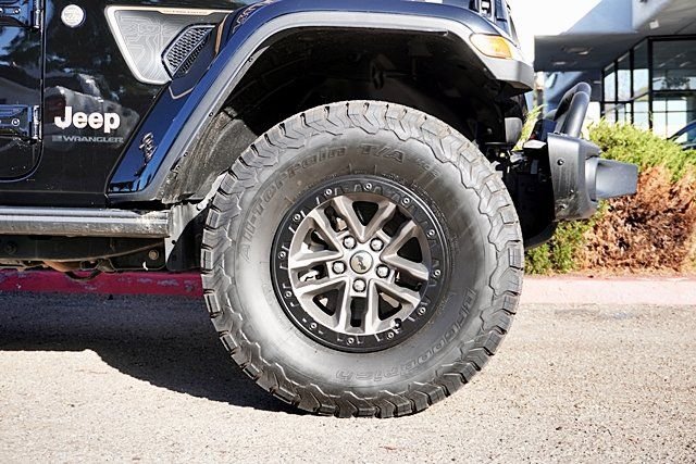 Certified Used 2024 Black Jeep 4-Door Rubicon 392 Final Edition image 9