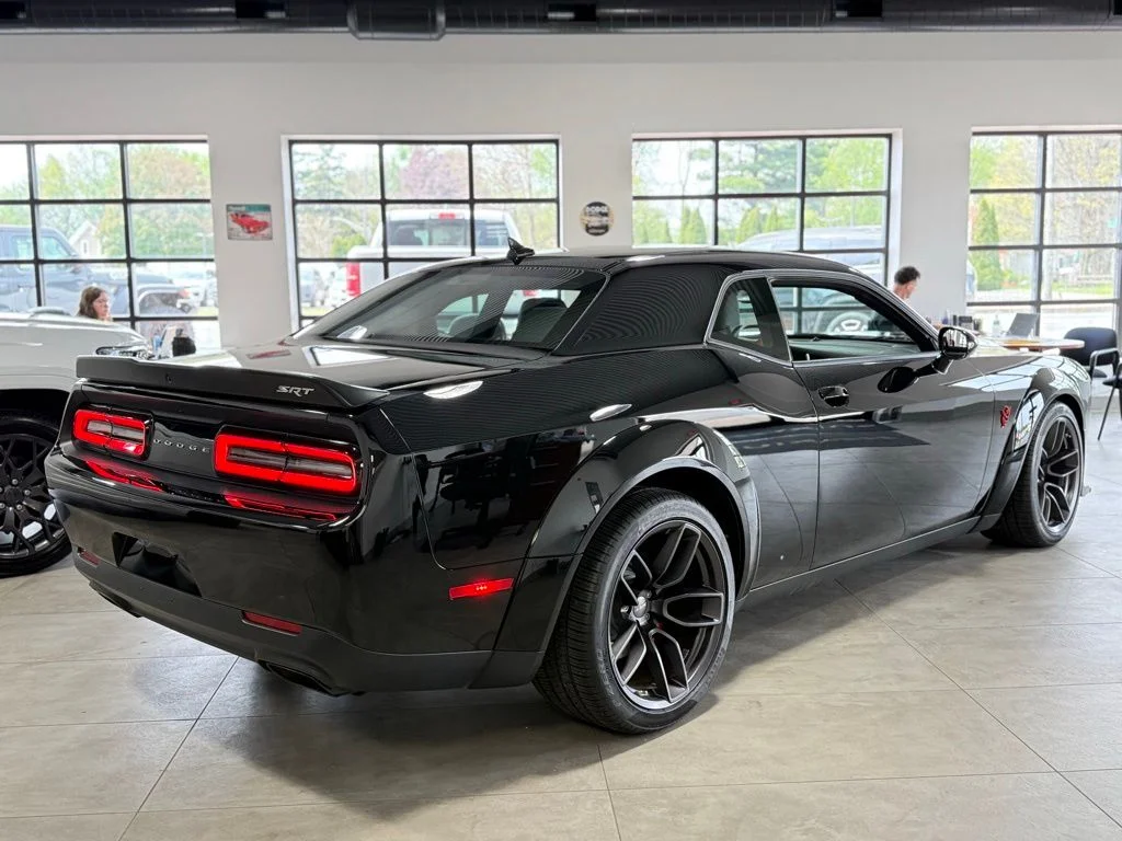 Used 2018 Black Dodge SRT image 7