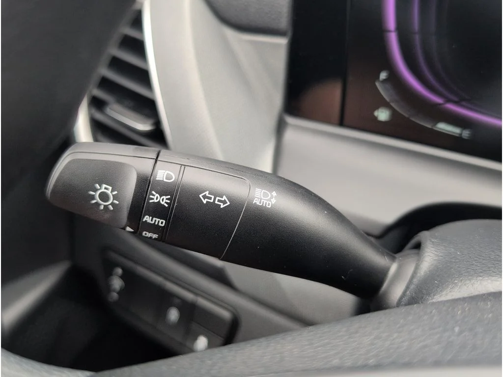 New 2026 Dark Ocean Blue Kia LX image 25
