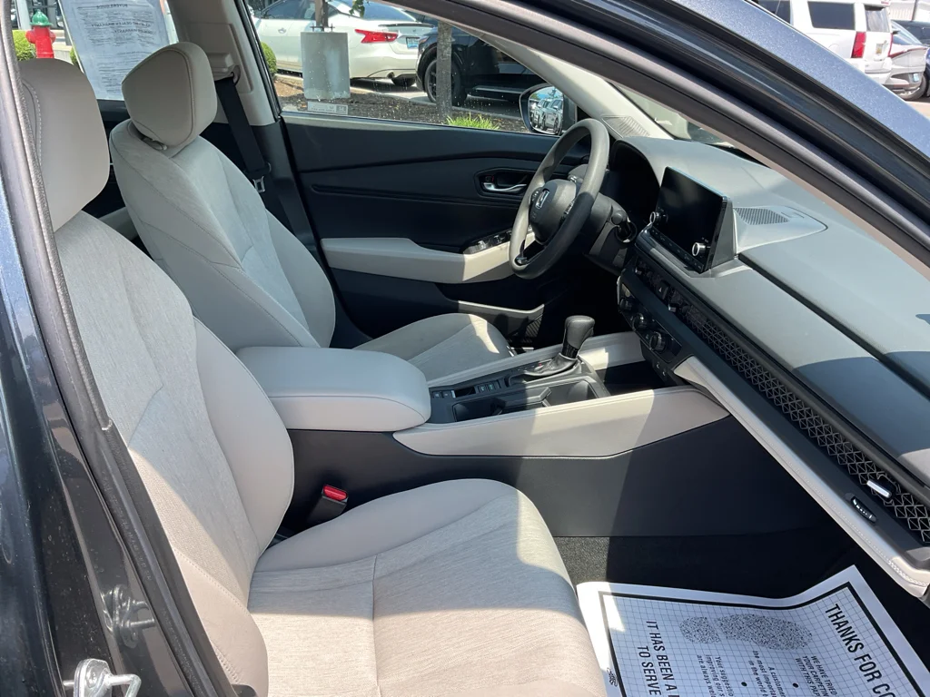Used 2023 Meteorite Gray Metallic Honda EX image 12